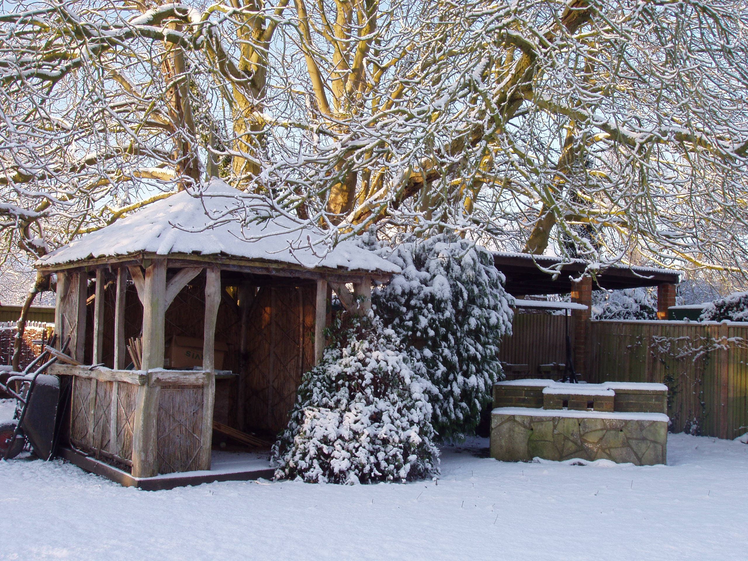 Winterborne Zelston Fencing Summer Houses and Buildings