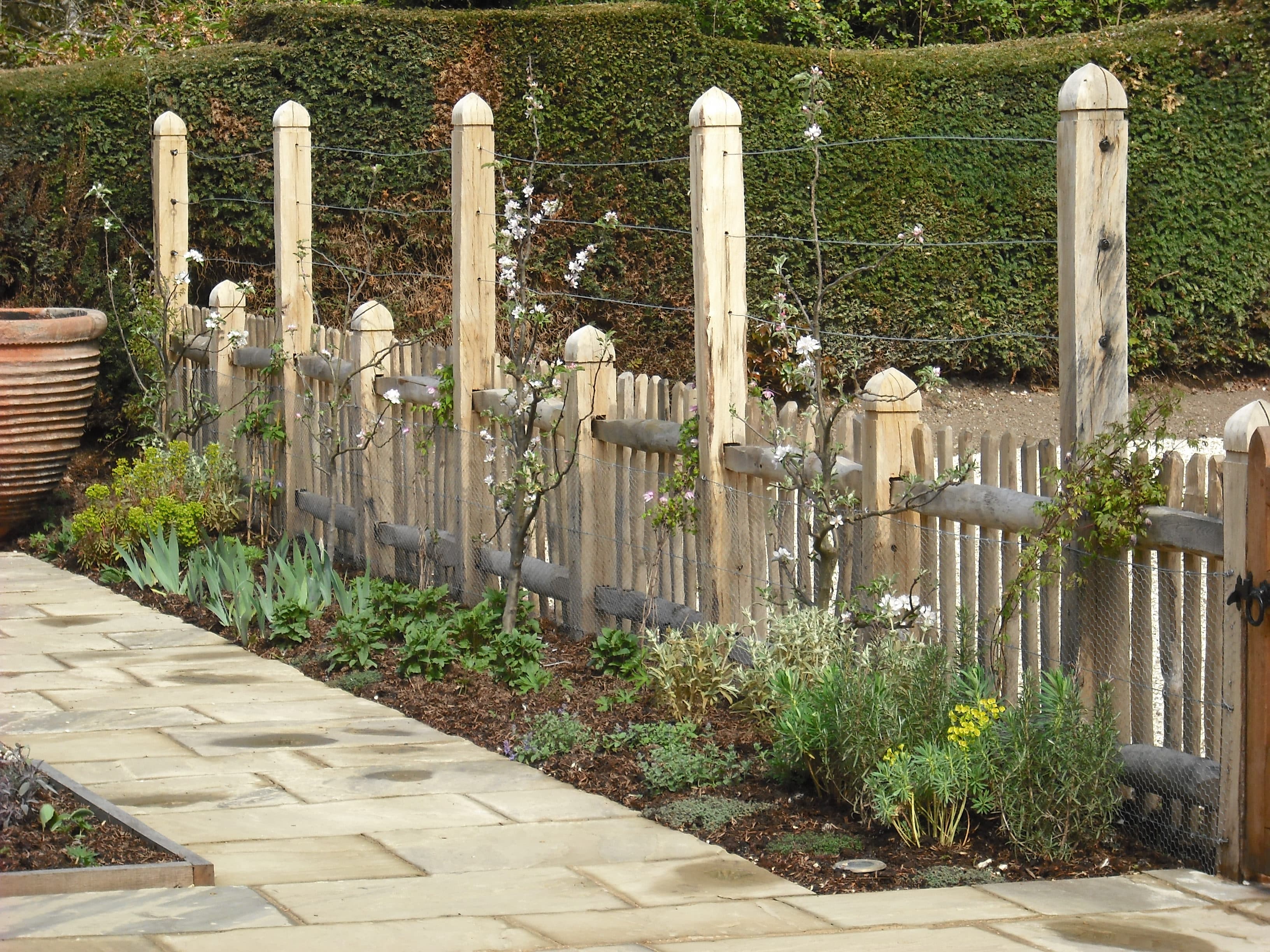 Winterborne Zelston Fencing wooden fencing
